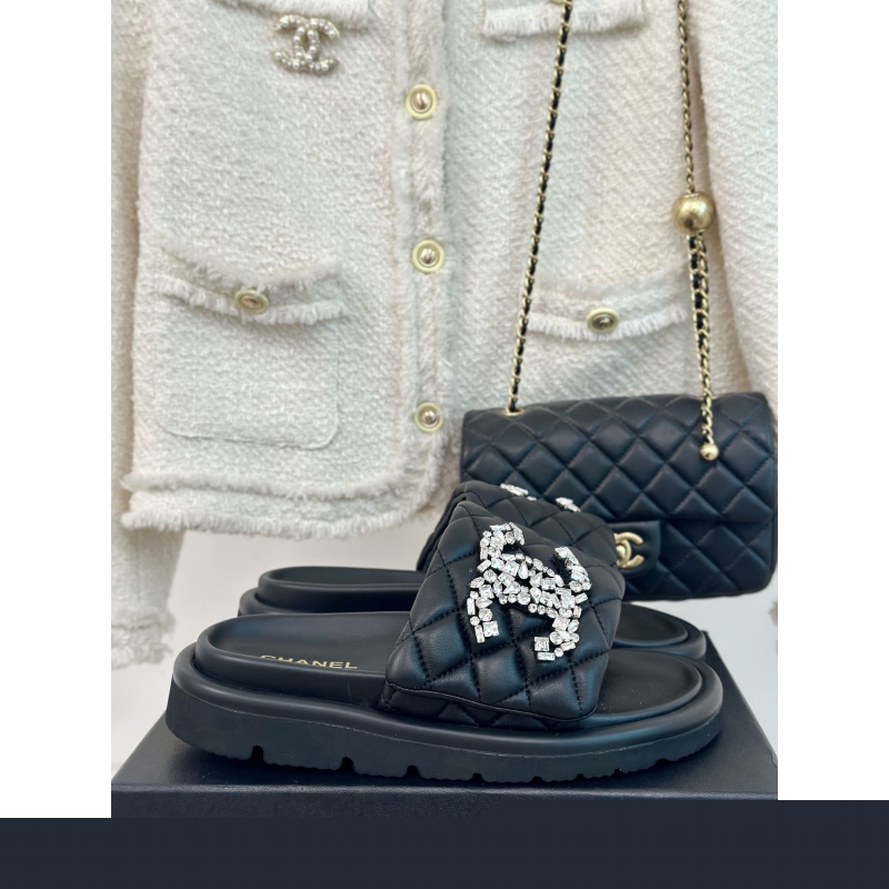 Ch*el slippers